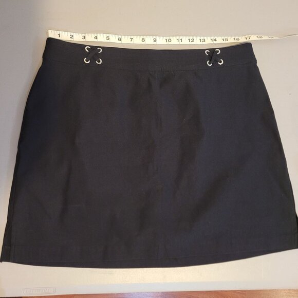 Black A-Line Knee-Length Skirt With Grommet Details & Side Slits - Picture 9 of 10